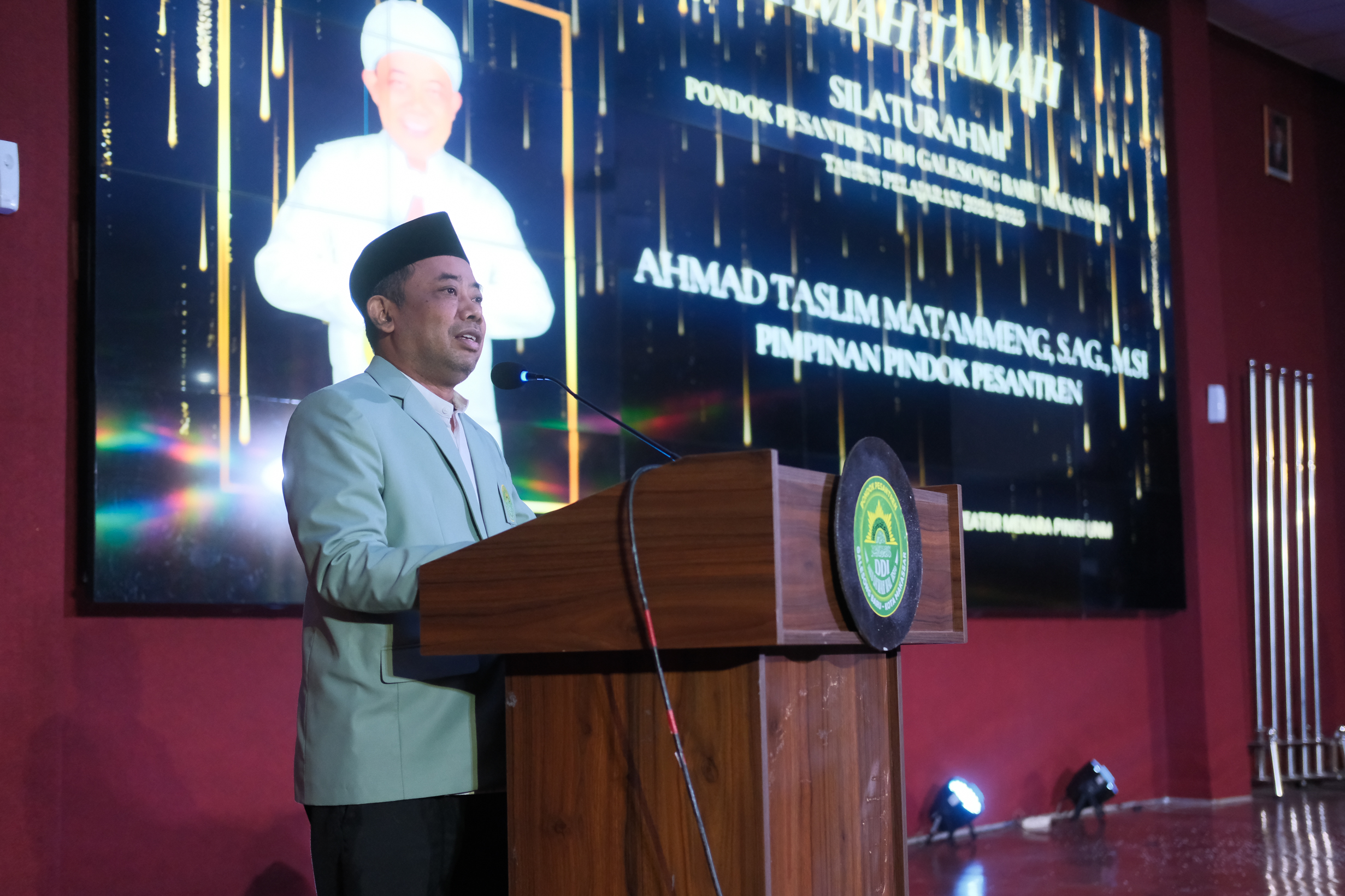Wisuda Santri